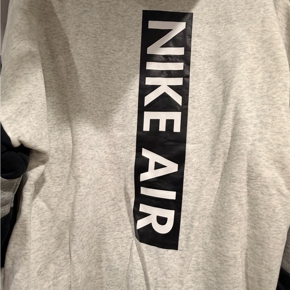 NWT XL Nike Air Retro Gray and Black Zip-Up Hoodie - Picture 4 of 5